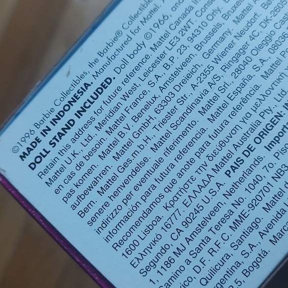 French Lady Barbie - Picture 12 of 13